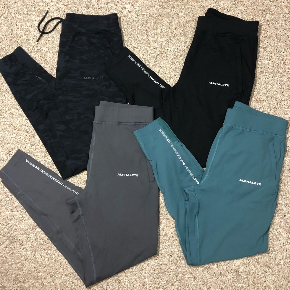 Alphalete men’s pro-elite joggers